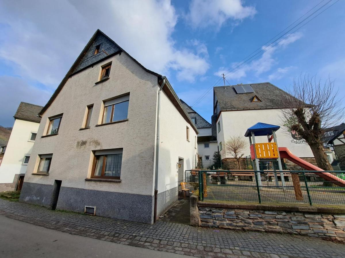 Haus Moselwald - 3 Bedrooms エンキルヒ エクステリア 写真
