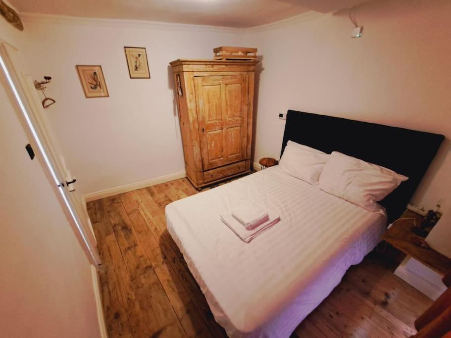 Haus Moselwald - 3 Bedrooms エンキルヒ エクステリア 写真